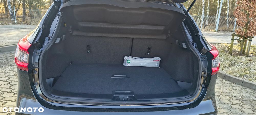 Nissan Qashqai 1.2 DIG-T N-Connecta Xtronic - 19