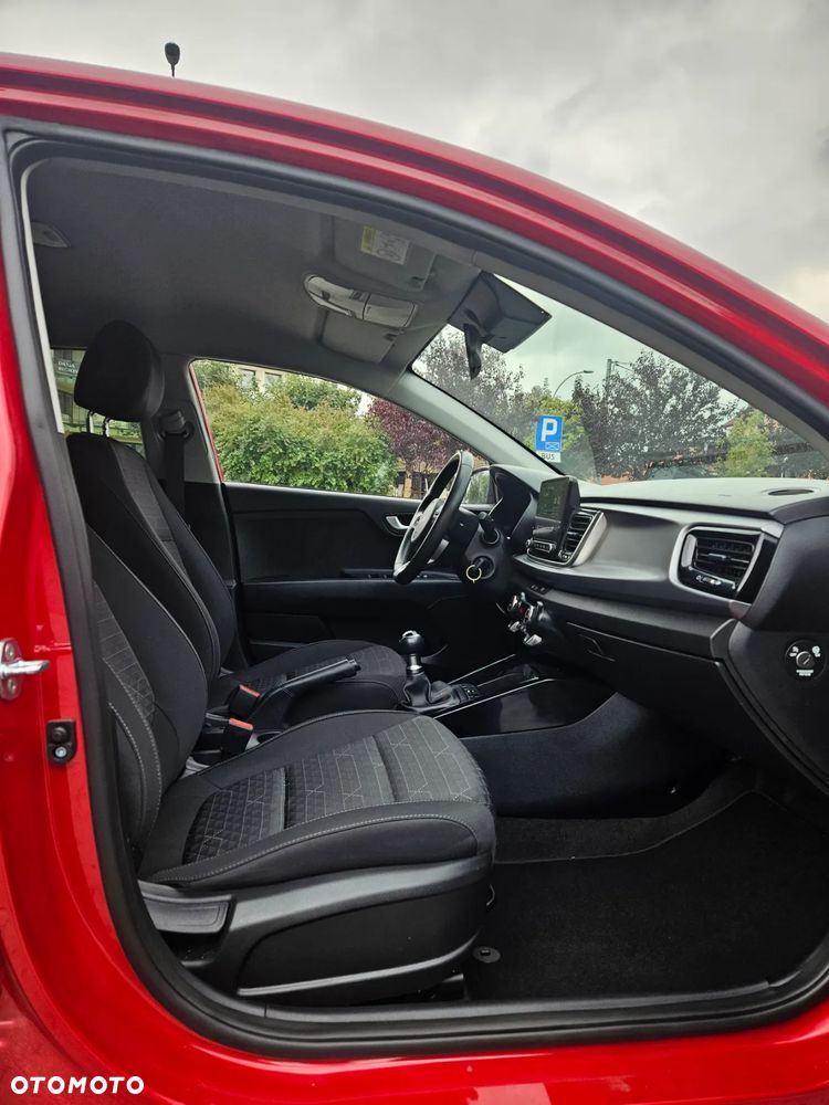 Kia Rio 1.2 L Business Line - 27
