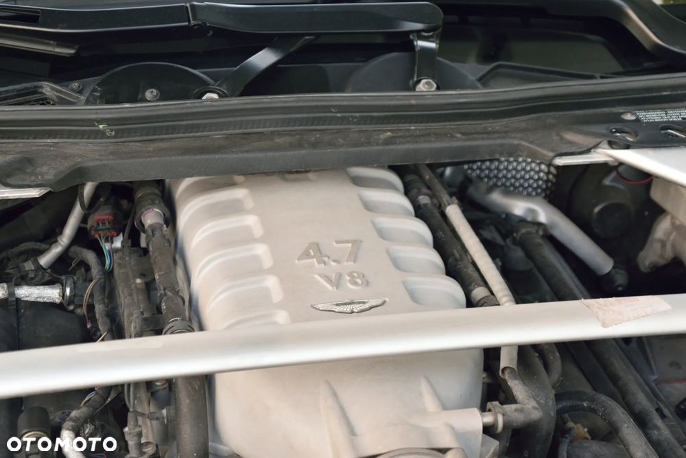 Aston Martin V8 Vantage 4,7 SportShift - 31