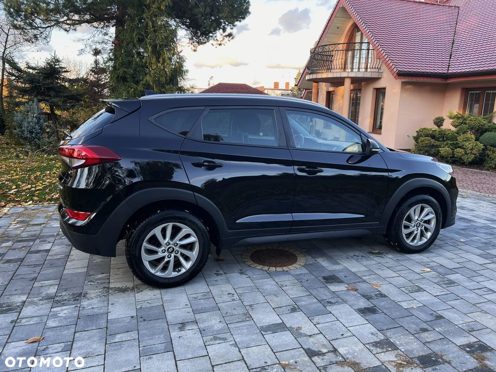Hyundai Tucson blue 1.7 CRDi 2WD Style - 13