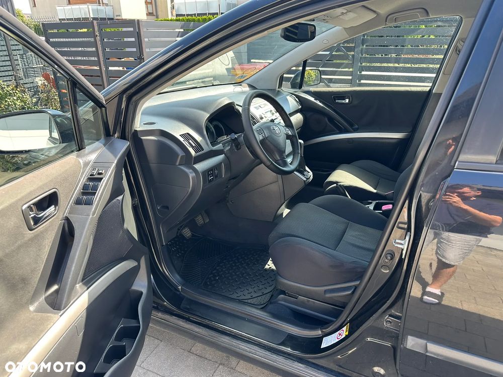 Toyota Corolla Verso 1.8 Sol 7os - 12