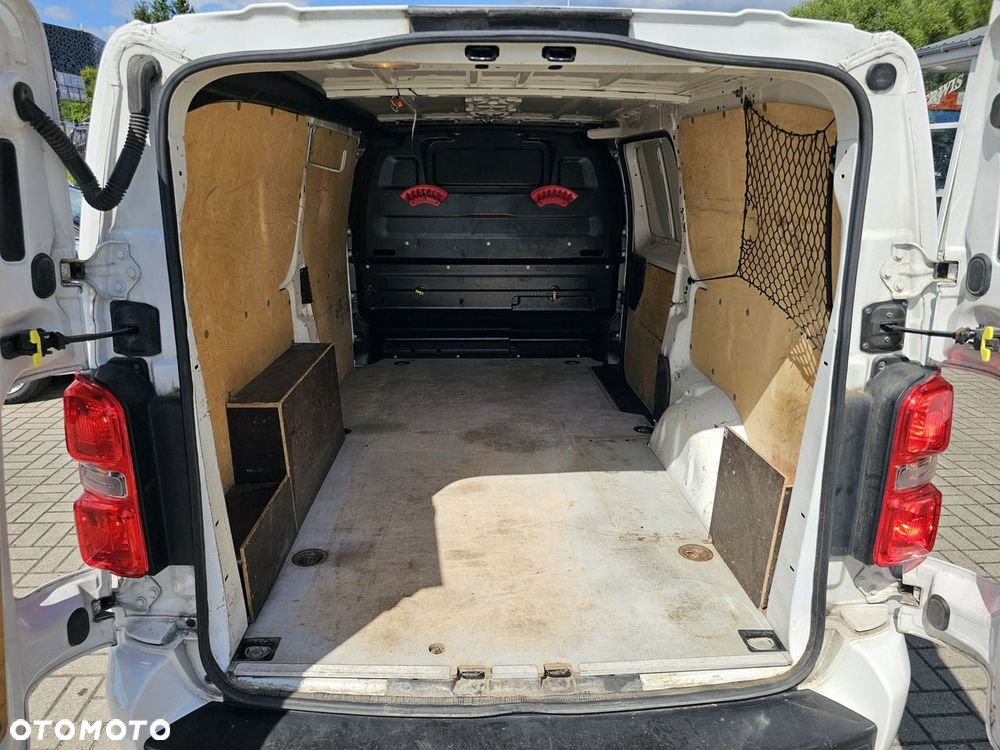 Opel Vivaro - 30