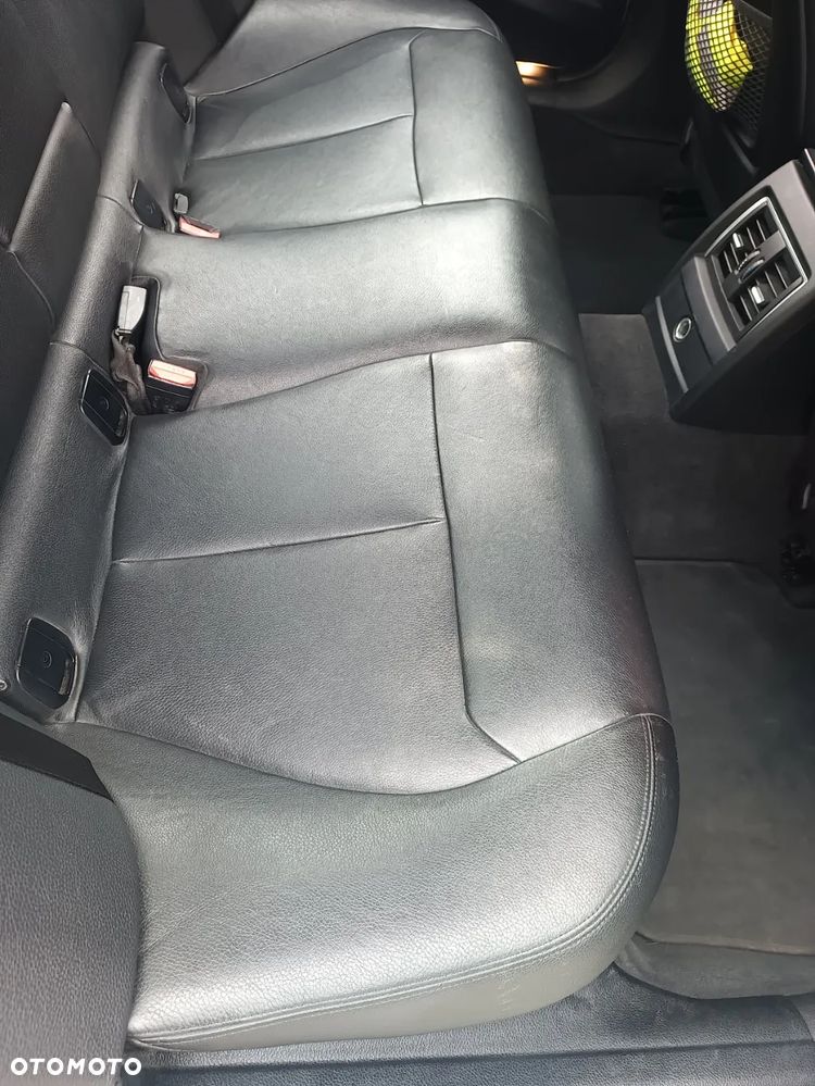 BMW Seria 3 330e iPerformance Luxury Line - 16