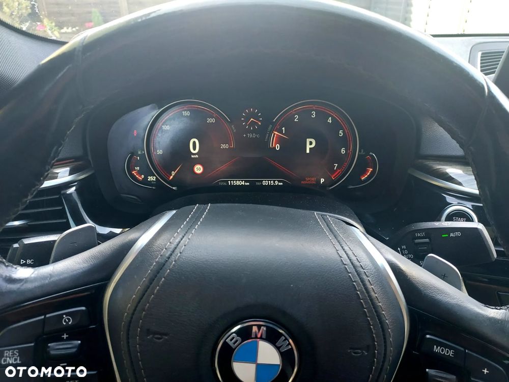 BMW Seria 5 530i GPF Sport Line sport - 11