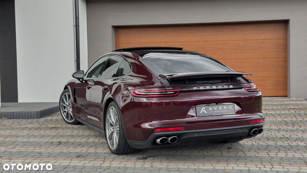 Porsche Panamera 4S - 13