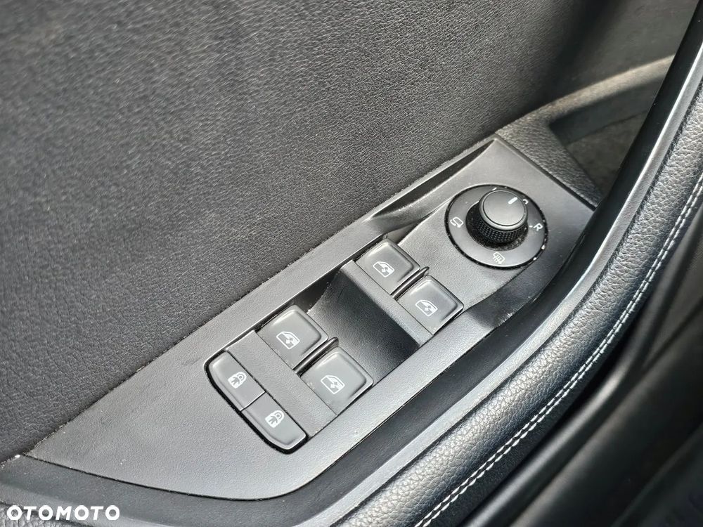 Skoda Superb 2.0 TDI SCR 4x4 Style DSG - 24