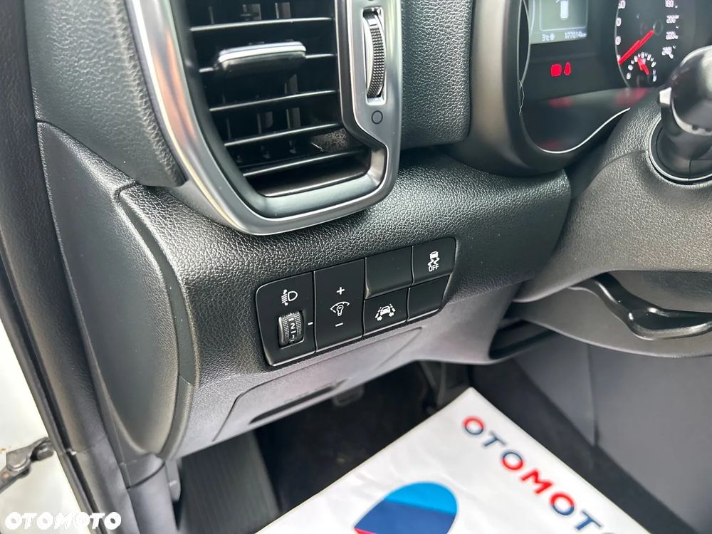 Kia Sportage 2.0 CRDI 4WD Vision - 16