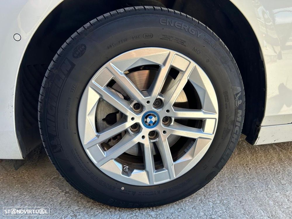 BMW 225xe Active Tourer - 29