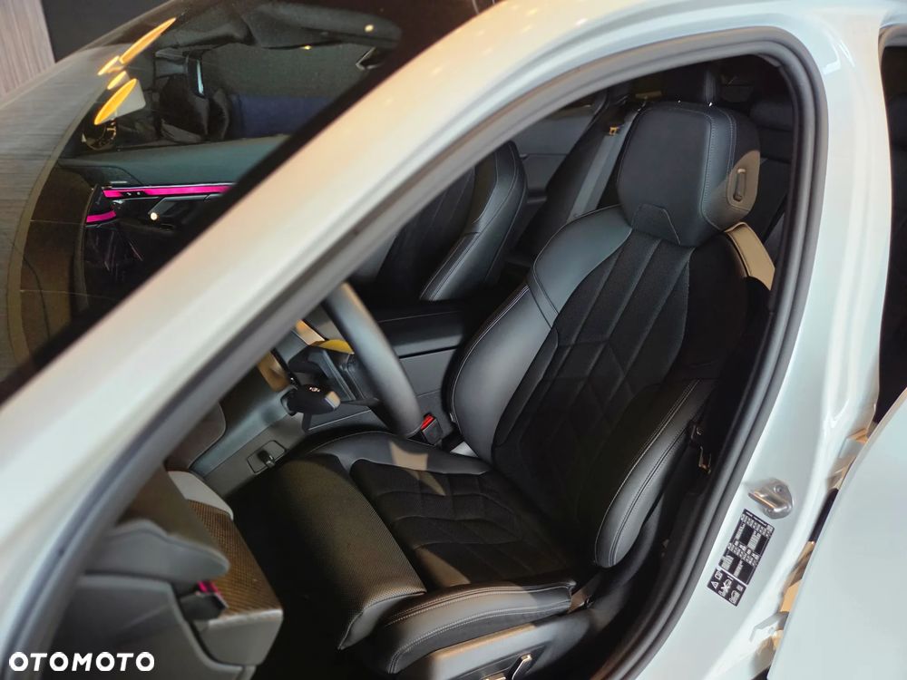 BMW Seria 5 520d xDrive mHEV - 8