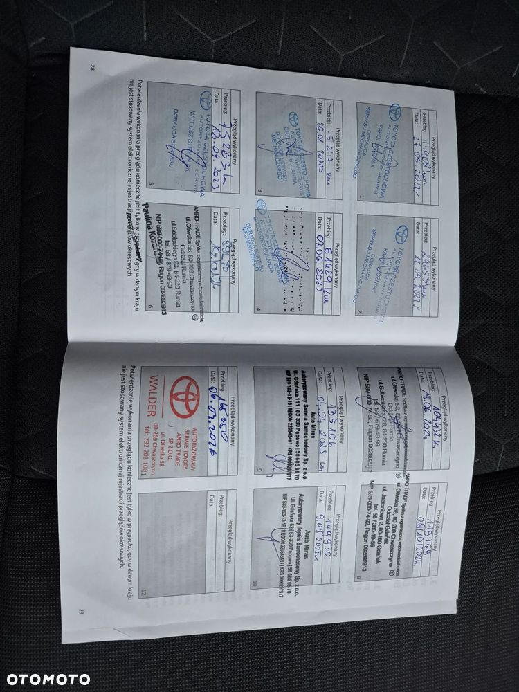 Toyota Corolla 1.8 Hybrid Comfort - 24