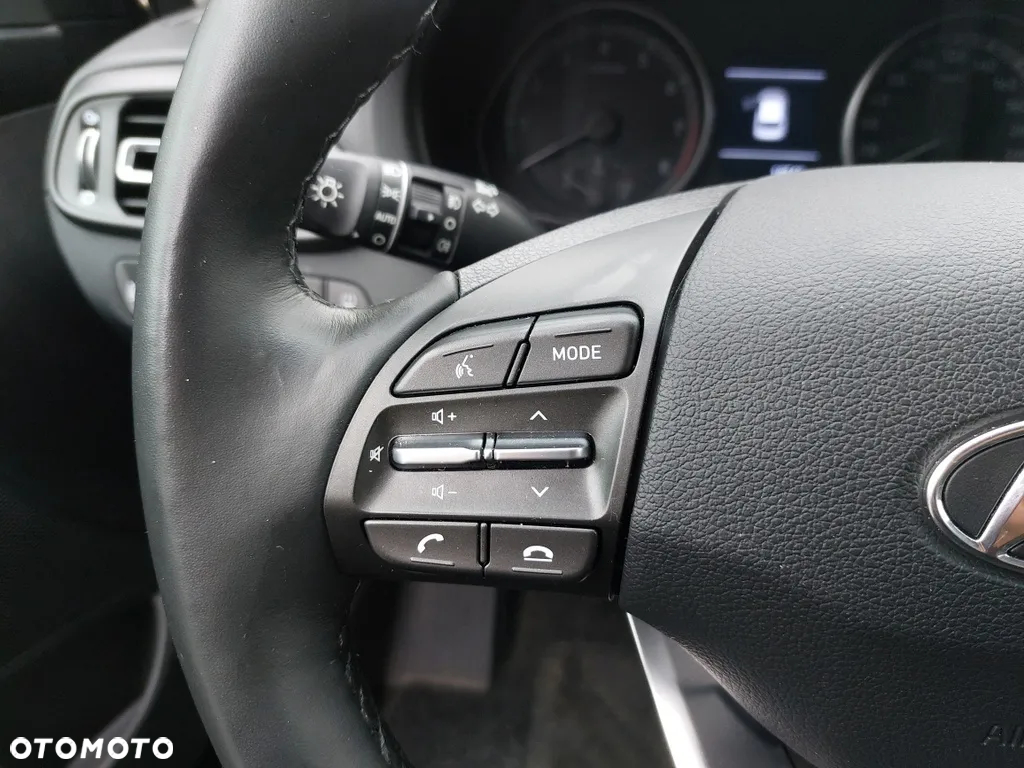 Hyundai i30 1.5 T-GDI 48V-Hybrid Trend - 24