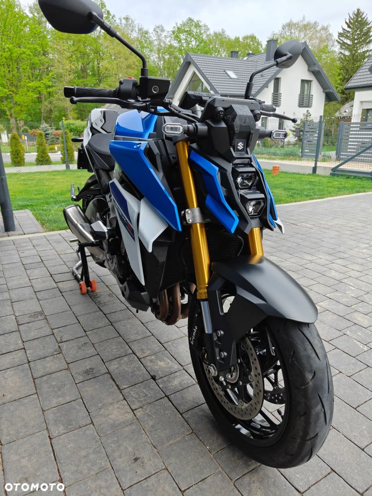 Suzuki GSX 1000 - 5
