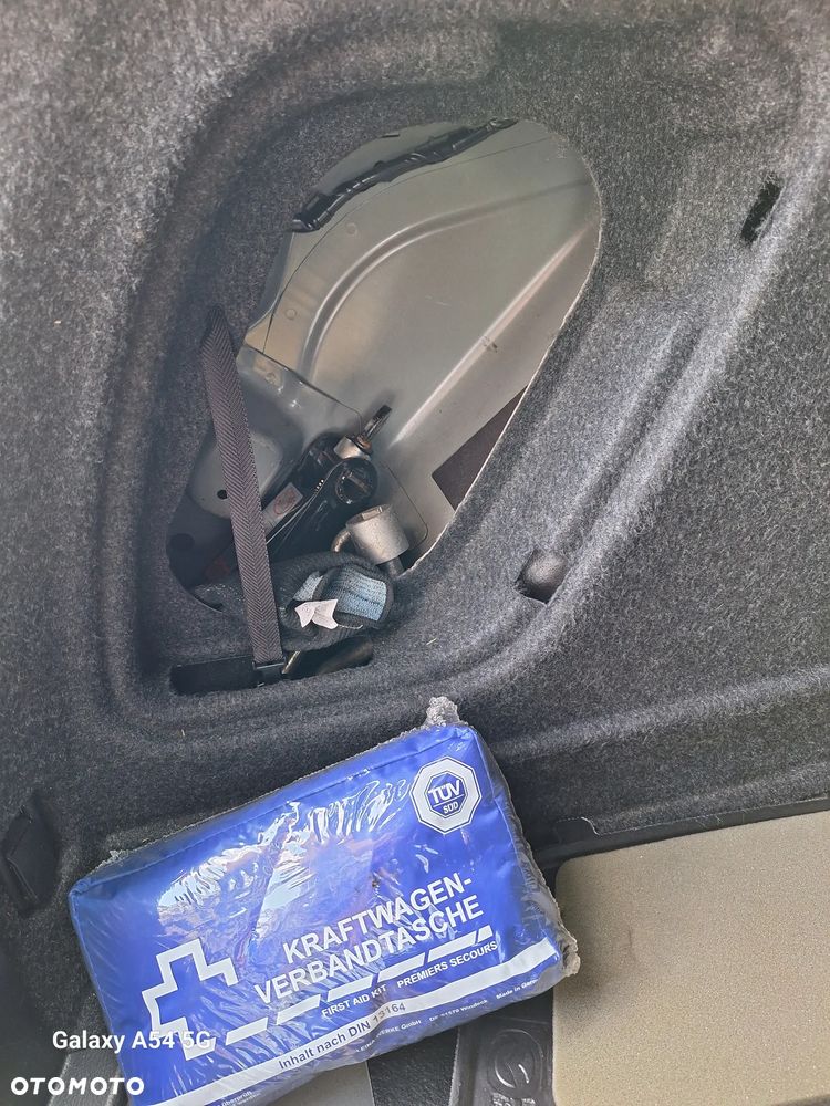 Mazda 3 1.6 MZR Active - 35