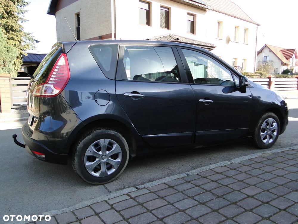 Renault Scenic 1.6 16V Expression - 8