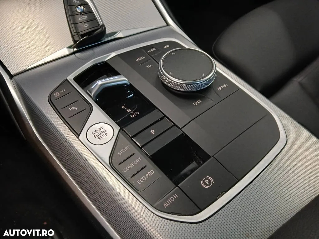 BMW Seria 3 320d xDrive Aut. M Sport - 16