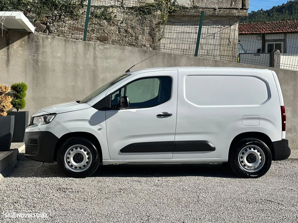 Peugeot e-Partner - 11