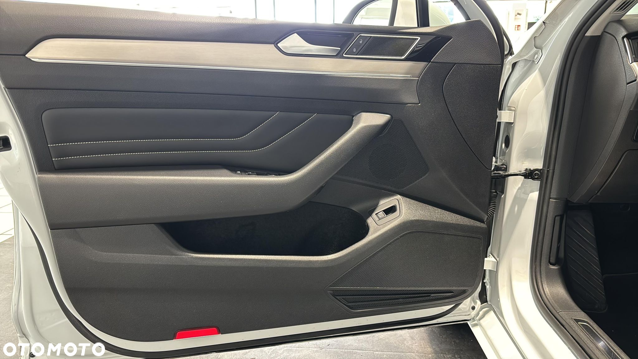 Volkswagen Passat 2.0 TSI Elegance DSG - 10