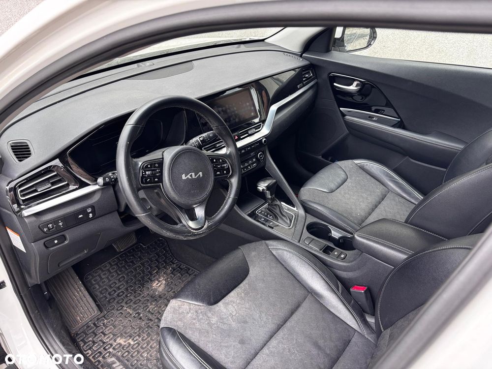 Kia Niro 1.6 GDI HEV 2WD OPF Edition 7 - 10