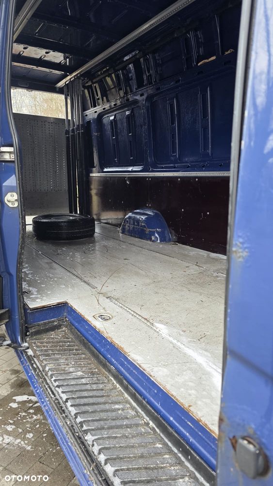 Volkswagen Crafter - 10