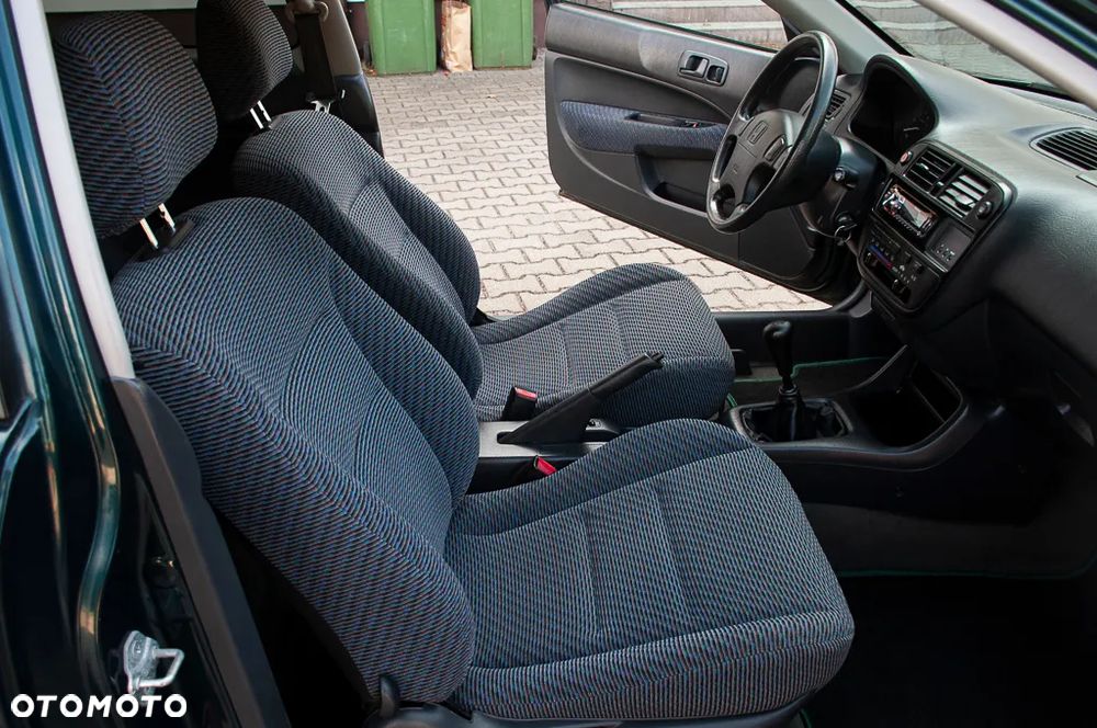 Honda Civic 1.5i VTEC LS - 7