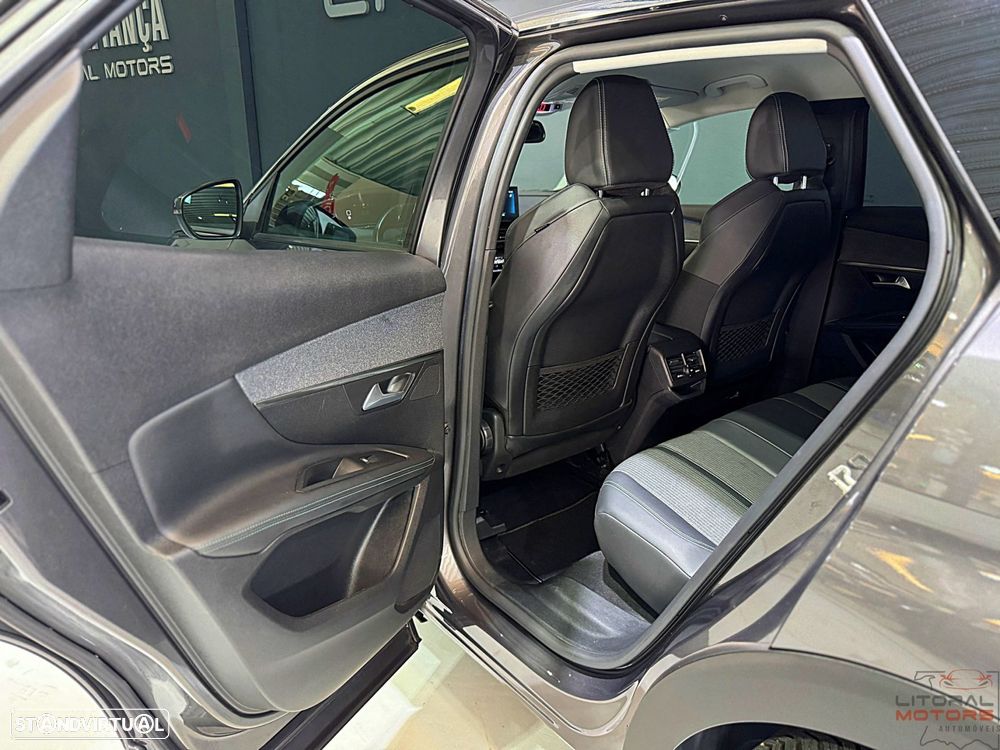 Peugeot 3008 1.2 PureTech Allure Pack EAT8 - 15