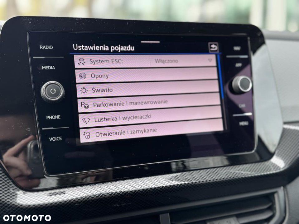 Volkswagen T-Cross - 22