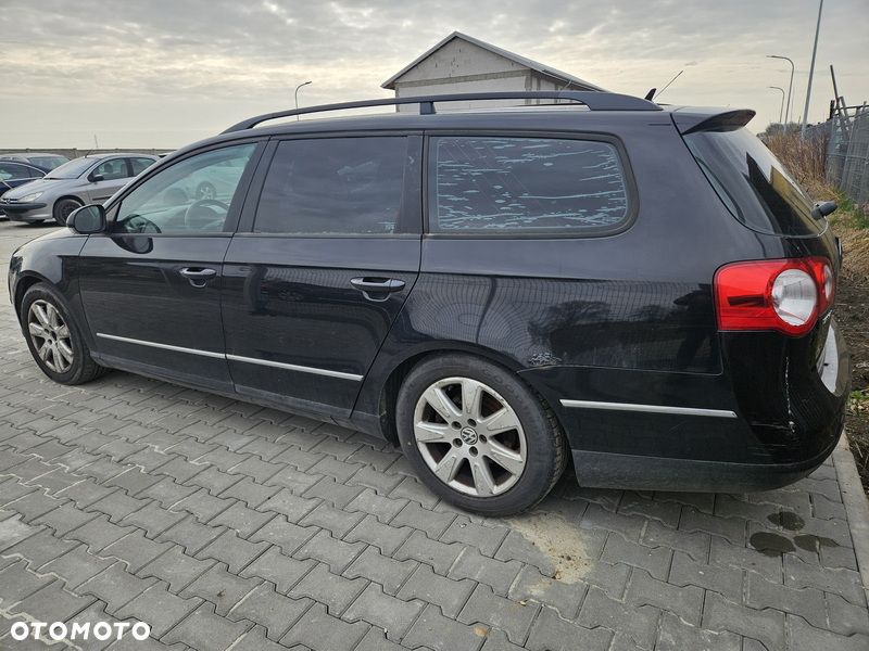 Volkswagen Passat 2.0 TDI Comfortline - 3