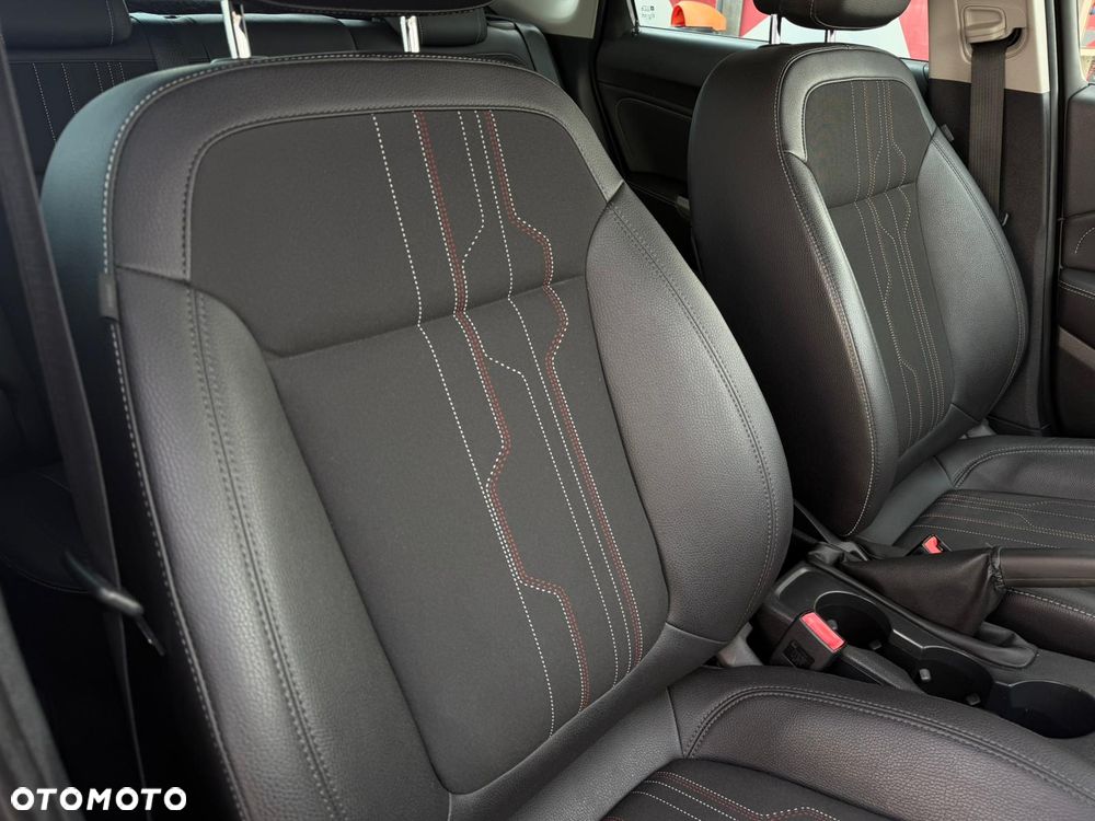 Opel Astra ver-1-4-turbo-cosmo - 26