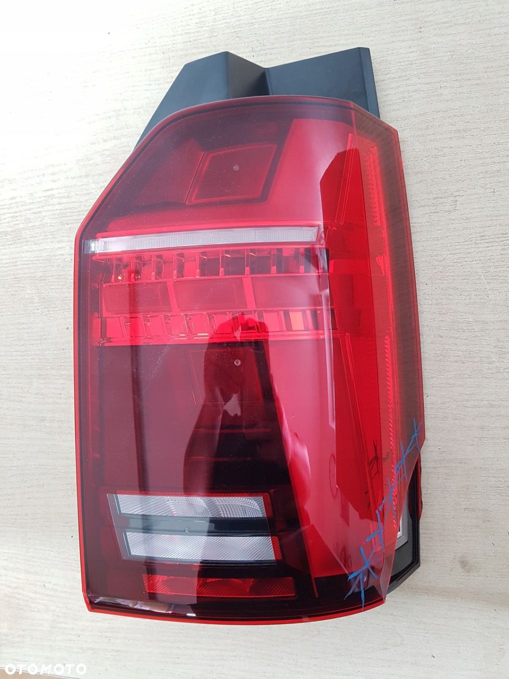 VW T6 T6.1 lampa LED prawy tył 7LA945208B - 1