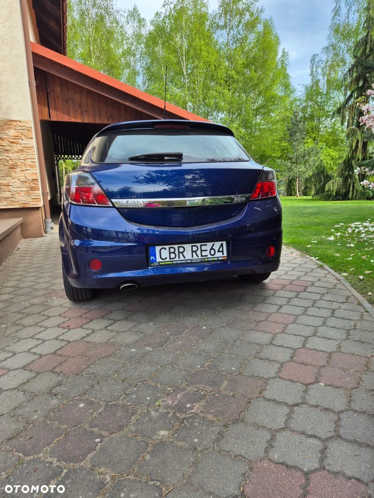 Opel Astra III GTC 1.6 Limited - 3