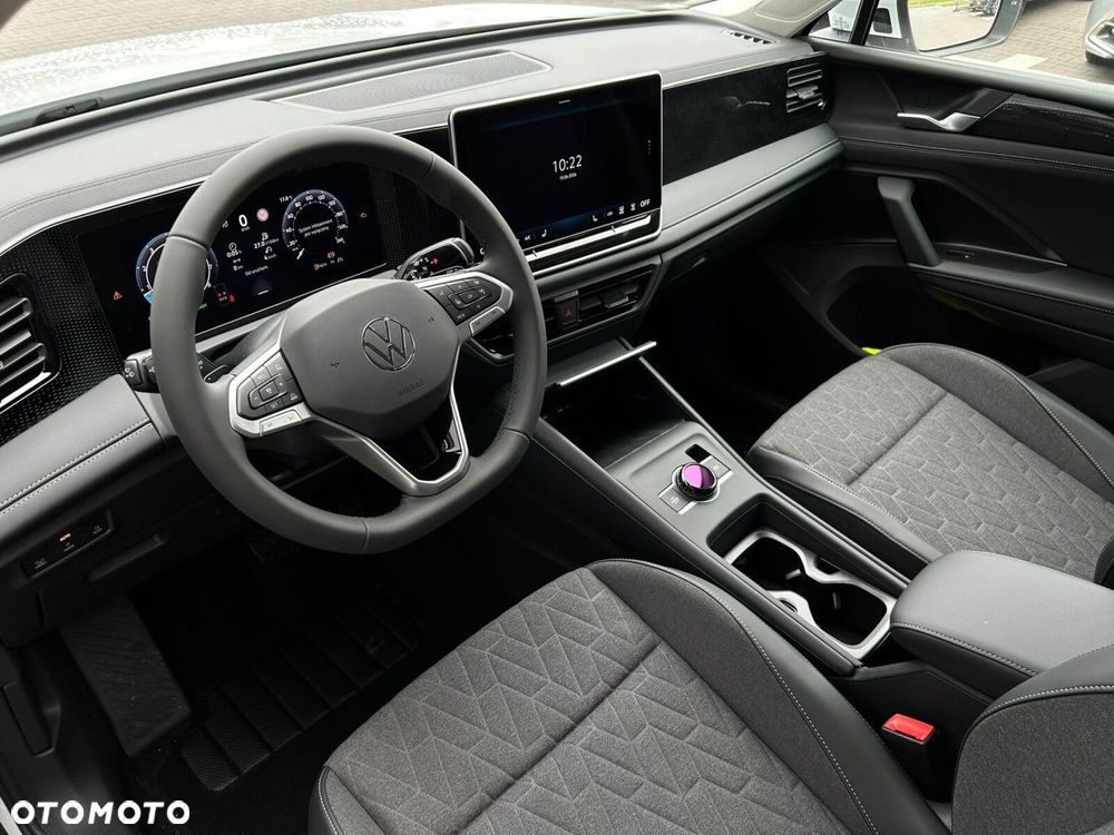 Volkswagen Tiguan - 6