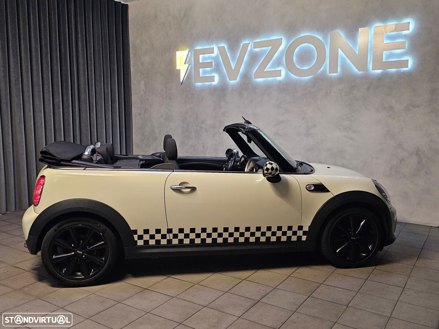 MINI Cabrio Cooper D - 8