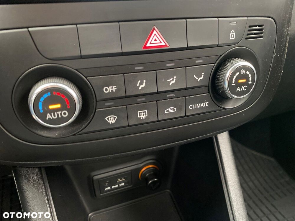 Kia Venga - 26