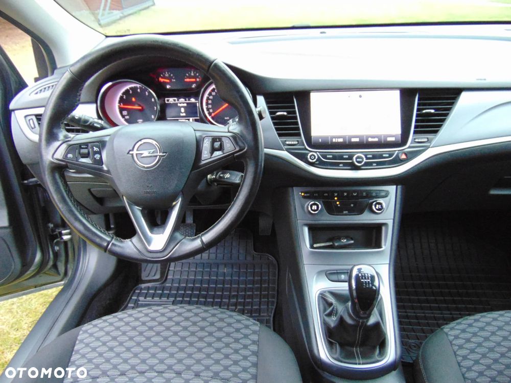 Opel Astra 1.4 Turbo Innovation - 20