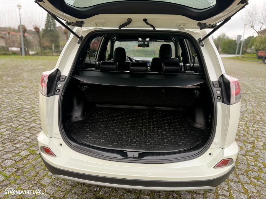 Toyota RAV4 2.0 D-4D Comfort+P.Sport - 8