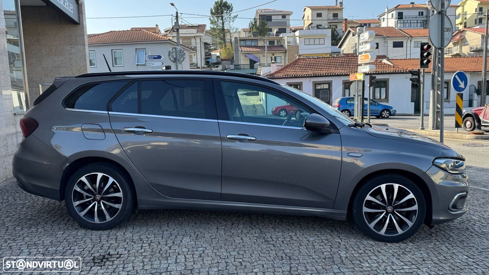 Fiat Tipo Station Wagon 1.3 M-Jet Lounge - 4
