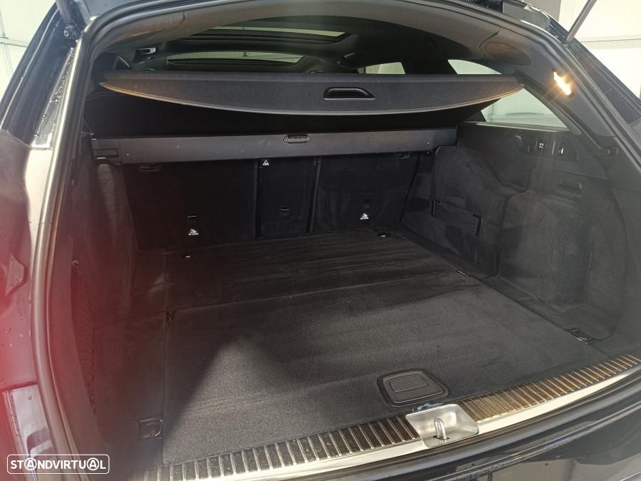 Mercedes-Benz E 220 d AMG - 15