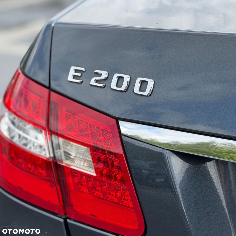 Mercedes-Benz Klasa E - 9