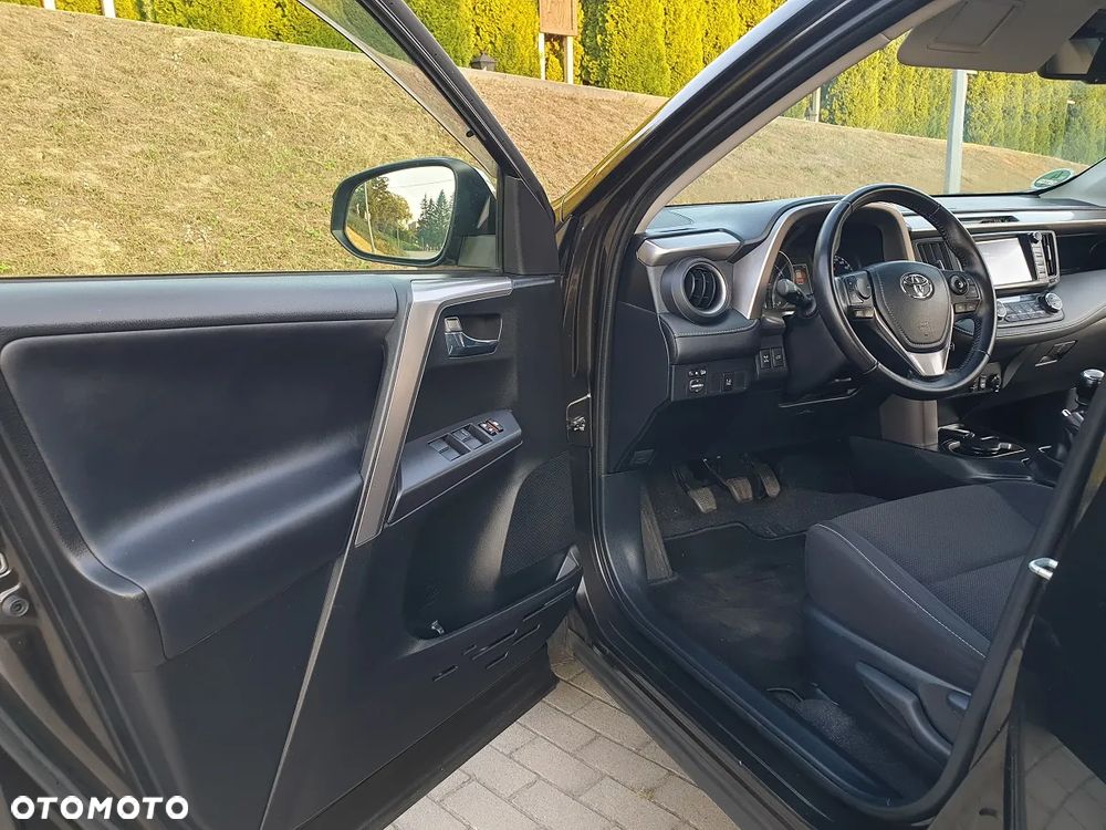Toyota RAV4 2.0 4x4 - 12