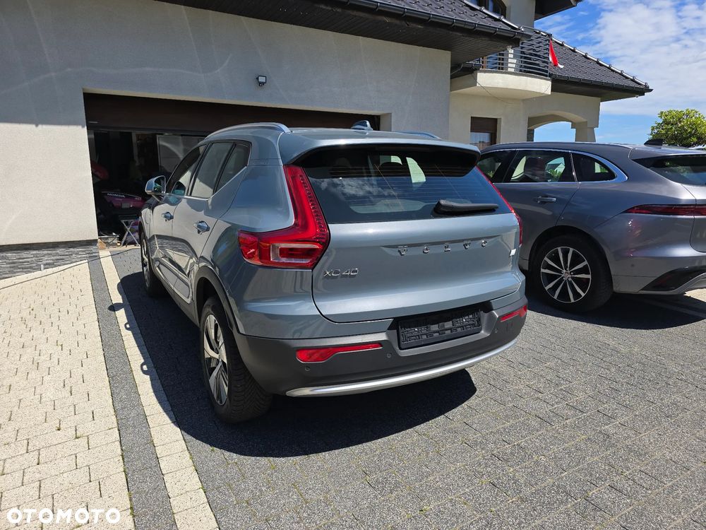 Volvo XC 40 T4 Recharge DKG Ultimate Dark - 3