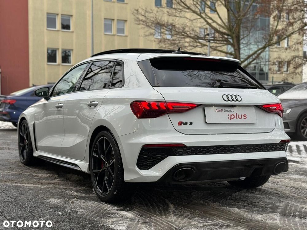 Audi RS3 Sportback - 11
