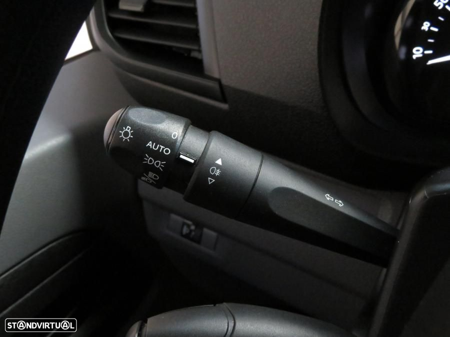 Toyota PROACE - IVA DEDUTÍVEL - 19