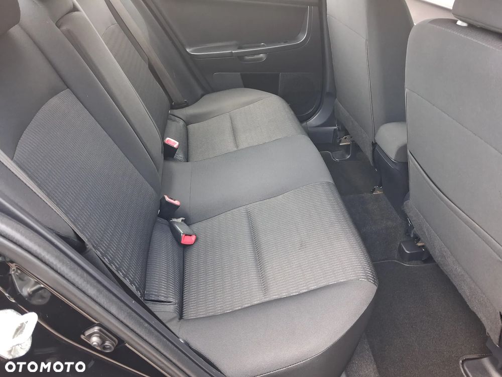 Mitsubishi Lancer 1.6 Intense - 31