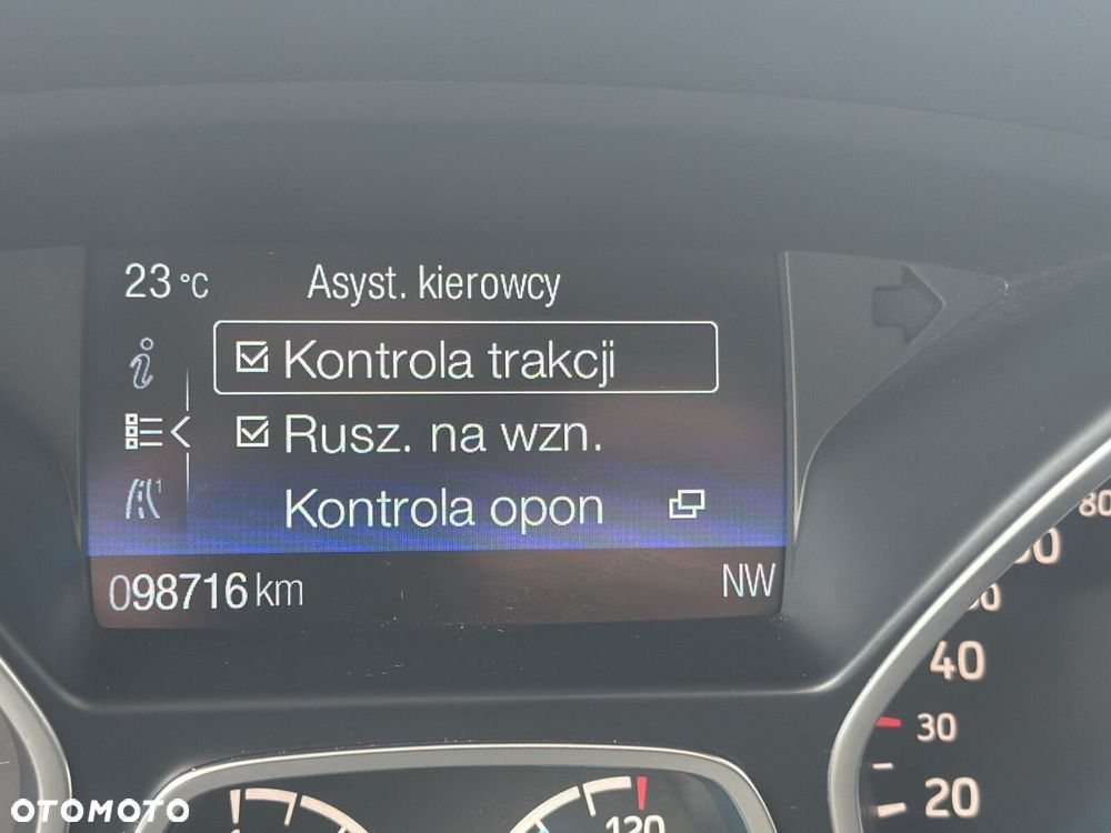 Ford Kuga - 33