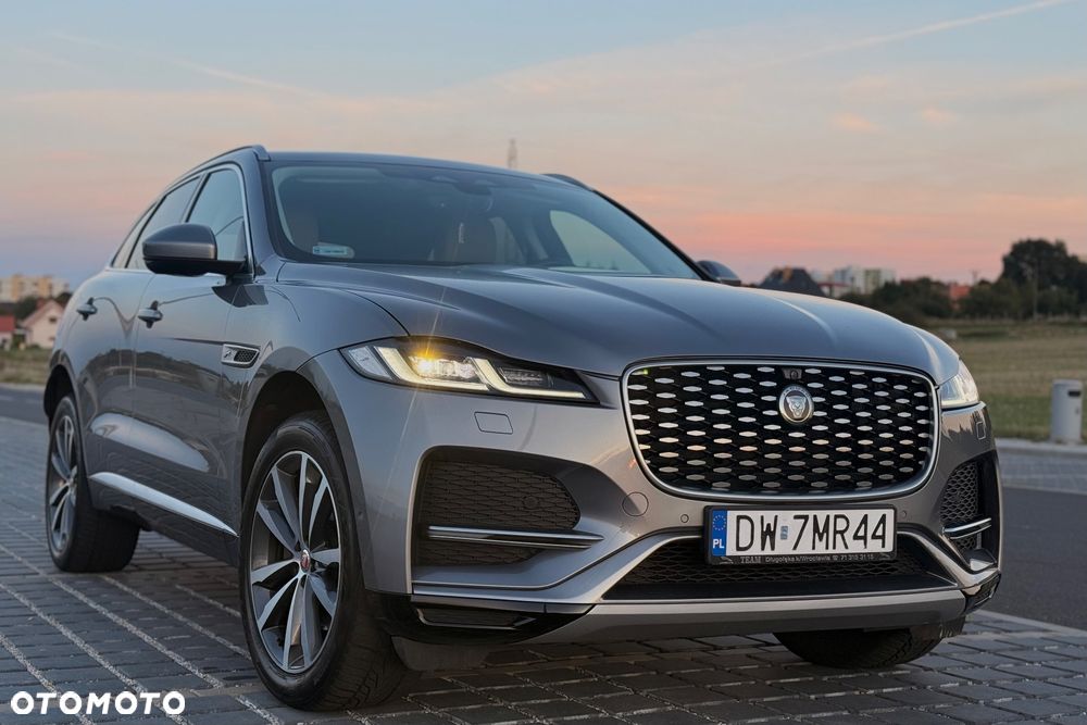 Jaguar F-Pace 2.0 i4P AWD Pure - 12