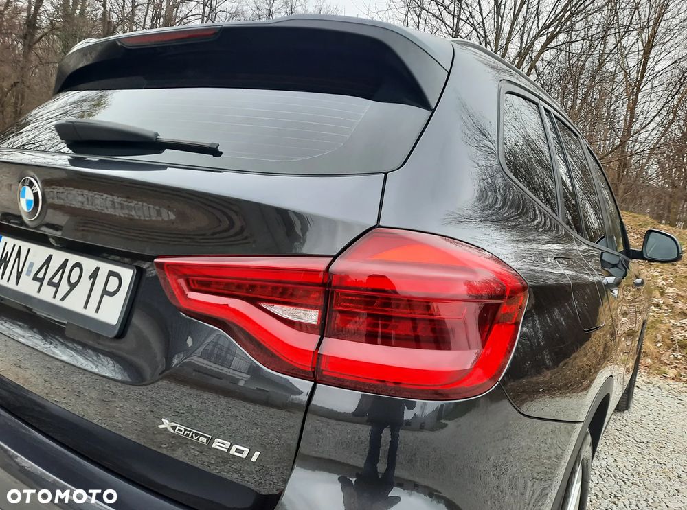 BMW X3 xDrive20i - 14