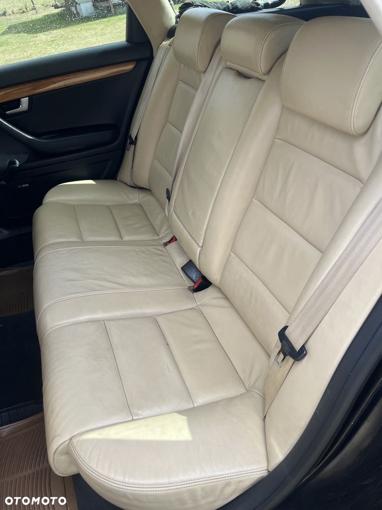 Audi A4 Avant 2.0 TDI Multitronic - 17