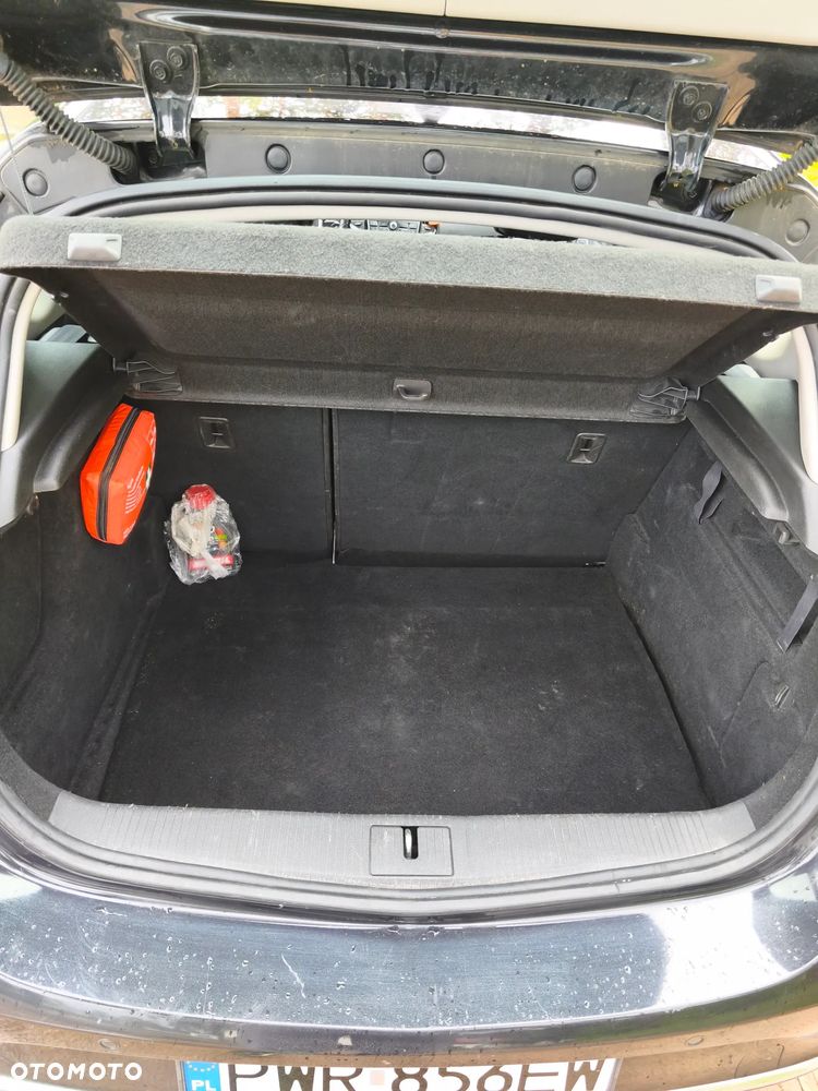 Opel Astra 1.6 CDTI Cosmo - 26