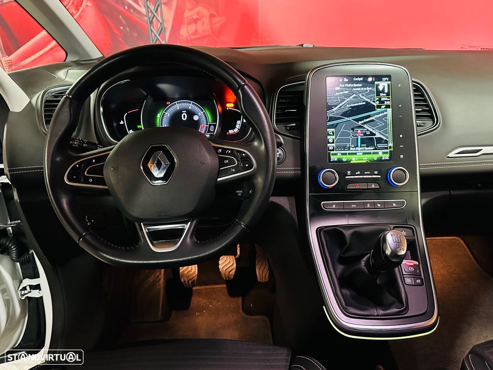 Renault Scénic 1.2 TCE Sport SS - 13