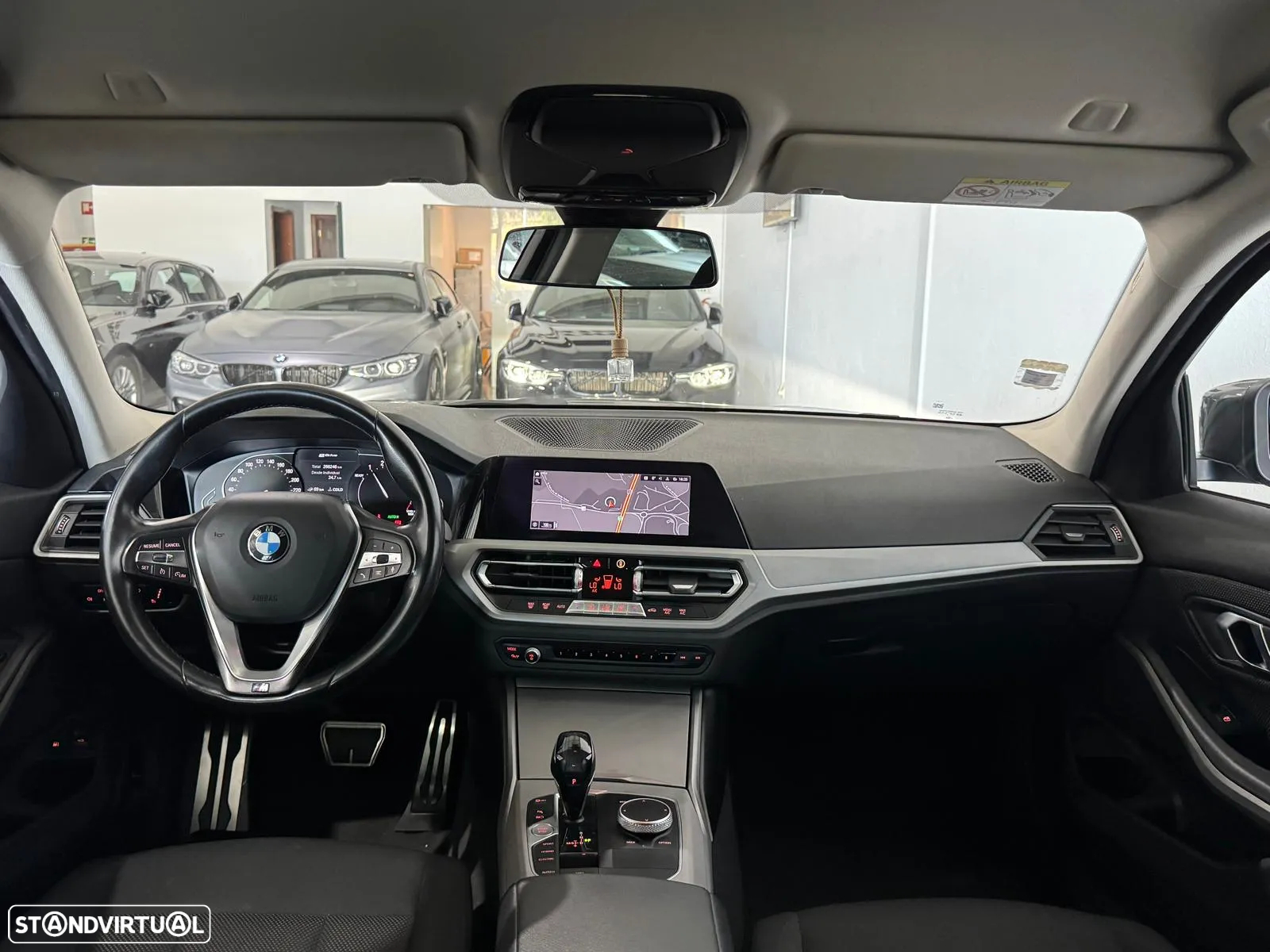 BMW 330 e Touring Pack M Auto - 42
